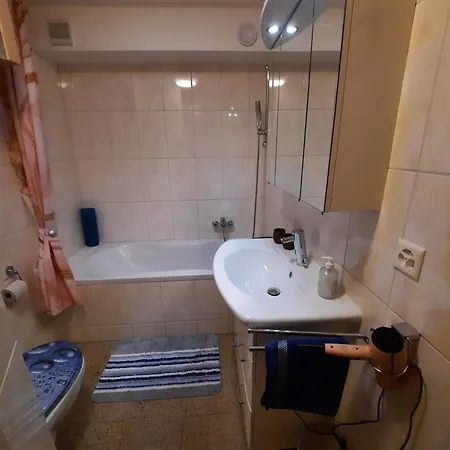 Apartamento Au Pied Du Coteau Ensoleille